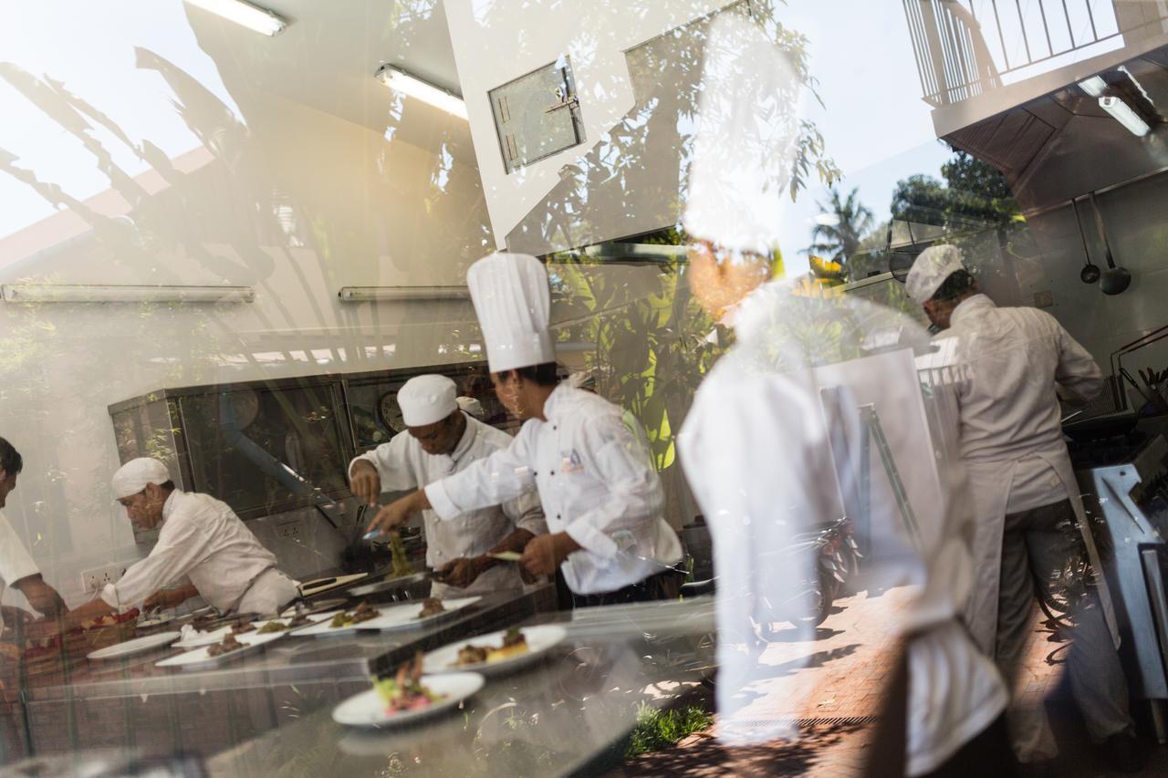 Sala Bai & Restaurant School
